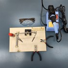 Набор для пайки с паяльной станцией и инструментом 1665